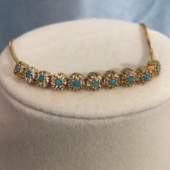 Robin’s Egg Blue Turquoise Bracelet - Picture 2 of 5